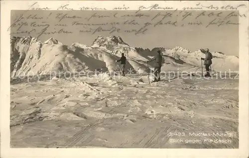 Muottas Muraigl Panorama Blick gegen Piz Kesch Skiwanderung Kat. Muottas Muraigl