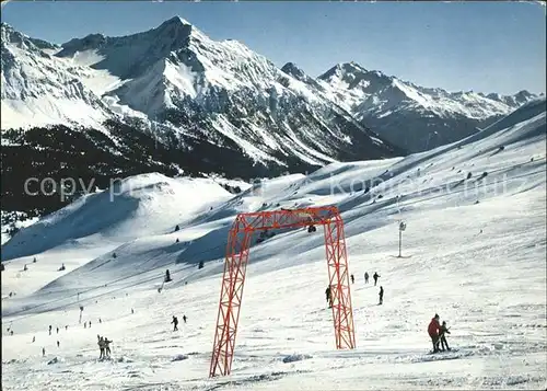 Lenzerheide Valbella Skigebiet Staetzenhorn mit Lenzerhorn Tinzenhorn Piz Michel und Piz d Err Kat. Lenzerheide