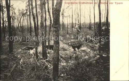 Ypern Ypres West Vlaanderen Englische Erdhoehlen im Wald Soldaten Militaer /  /