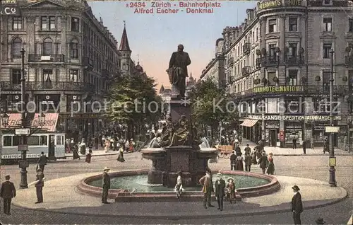 Zuerich Bahnhofplatz Escher Denkmal / Zuerich /Bz. Zuerich City