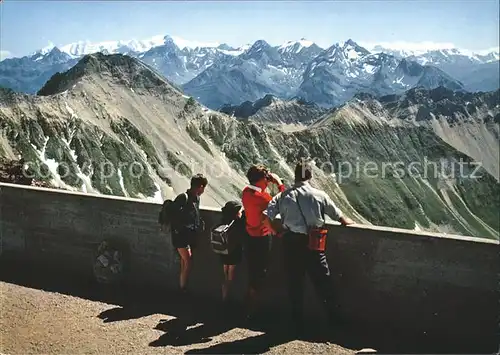 Lenzerheide Valbella Parpaner Rothorn Blick vom Gipfelrestaurant auf Berninagruppe Berguenerstoecke und Julierberge Kat. Lenzerheide