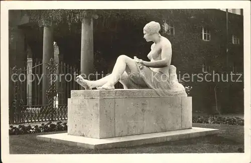 Karlsruhe Stadtgarten Suedeingang mit Flora Skulptur Kat. Karlsruhe