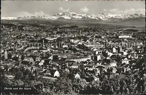 Zuerich Panorama mit Alpen / Zuerich /Bz. Zuerich City