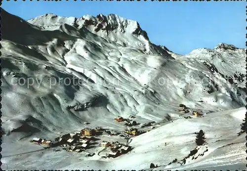 Zuers Vorarlberg Panorama Wintersportplatz am Arlberg gegen Omeshorn Kat. Lech