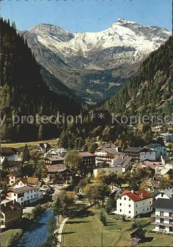 Mallnitz Kaernten Hoehenluftkurort mit Blick gegen Tauerntal Geiselkopf Hohe Tauern Kat. Mallnitz