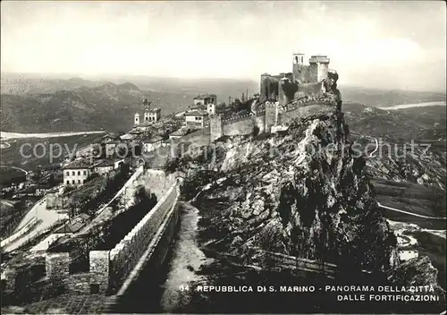 San Marino San Marino Panorama della citta dalle Fortificazioni Kat. San Marino