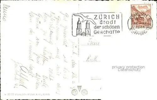 Zuerich Grossmuenster und St Peter Kirche / Zuerich /Bz. Zuerich City