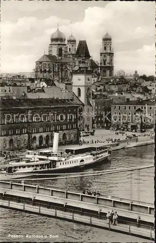 Passau Rathaus und Dom Fahrgastschiff Kat. Passau