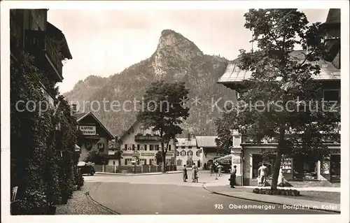 Oberammergau Dorfplatz mit Kofel Kat. Oberammergau