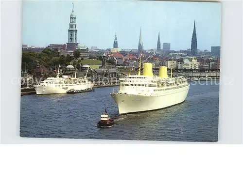 Hamburg Hafen mit Stadtpanorama Kat. Hamburg