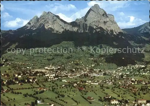 Schwyz und die Mythen Schwyzer Voralpen Fliegeraufnahme Kat. Schwyz