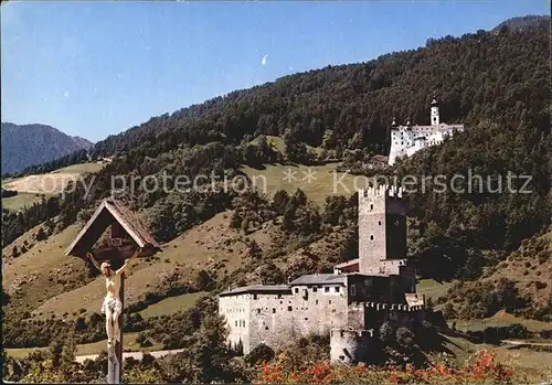 Vinschgau Suedtirol Die Fuerstenburg und Kloster Marienberg bei Burgeis