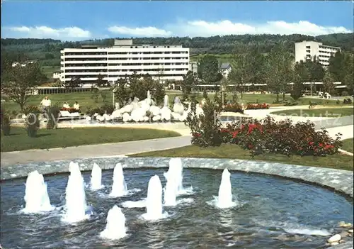 Salmuenster Bad Soden Kurpark mit Kanppschafts Sanatorium Kat. Bad Soden am Taunus