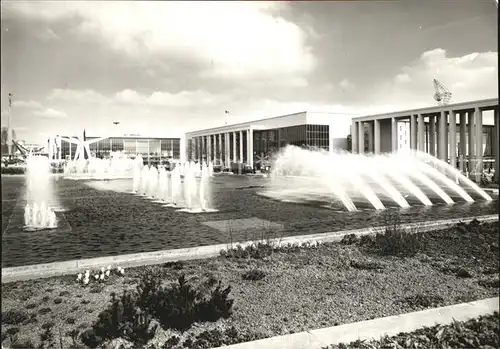 Bruxelles Bruessel Exposition Universelle de Bruxelles 1958 Springbrunnen und Pforte Kat. 