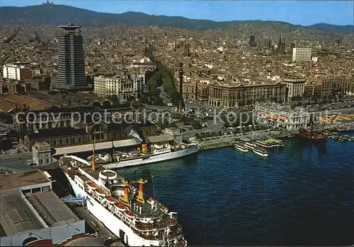 Barcelona Cataluna Detalle del puerto y vista parcial de la Ciudad Kat. Barcelona