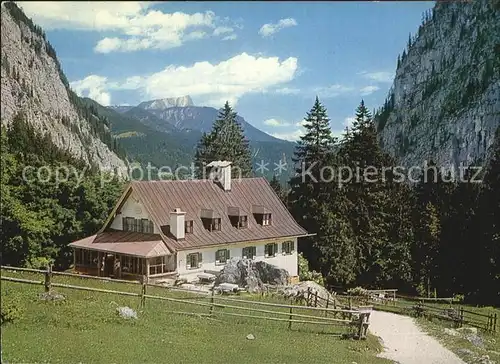 Ramsau Berchtesgaden Berggasttaette Wimbachschloss mit Untersberg Berchtesgadener Alpen Kat. Ramsau b.Berchtesgaden