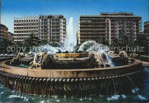 Bari Puglia Piazza Aldo Moro Fontana Brunnen Kat. Bari