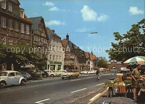 Friedberg Hessen Wochenmarkt an der Kaiser Strasse mit Burg Kat. Friedberg (Hessen)