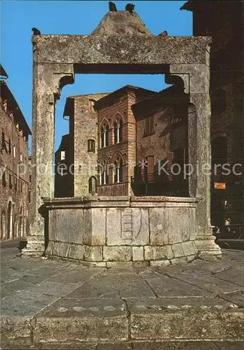 San Gimignano Ziterne Tortoli Palast