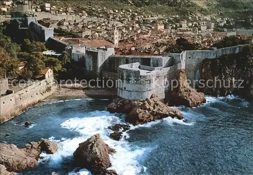 Dubrovnik Ragusa Stadtmauer vom Meer gesehen Kat. Dubrovnik