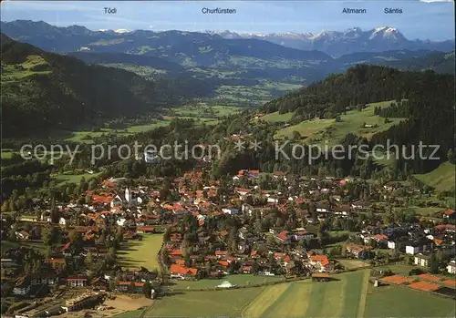 Oberstaufen mit Schweizer Alpenkette Schrothheilbad Fliegeraufnahme Kat. Oberstaufen
