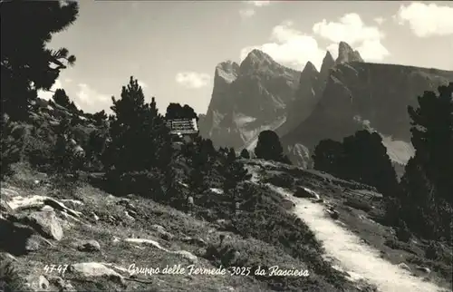 St Ulrich Groeden Tirol Gruppo delle Fermede / Salten Schlern /Trentino Suedtirol
