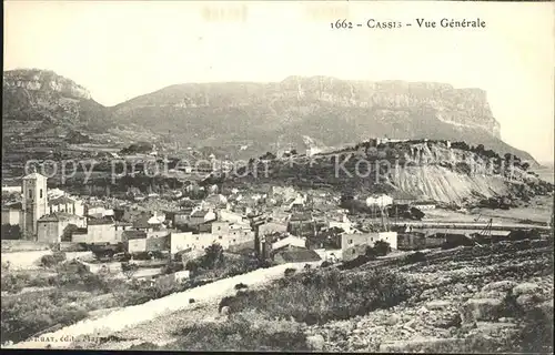 Cassis Vue generale Montagnes Kat. Cassis