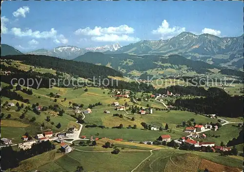 Langenegg Erholungsort im Bregenzerwald Alpen Fliegeraufnahme Kat. Langenegg