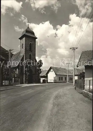 Kralovani Hidak Ortspartie mit Kirche Kat. Tschechische Republik