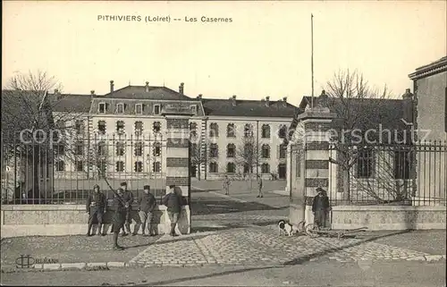 Pithiviers Loiret Les Casernes Kat. Pithiviers