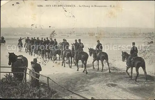 Issy les Moulineaux Champ de Manoeuvres Chevaliers Militaer zu Pferd Kat. Issy les Moulineaux