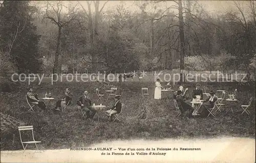 Aulnay sous Bois Robinson Pelouse du Restaurant de la Ferme Vallee d Aulnay Kat. Aulnay sous Bois