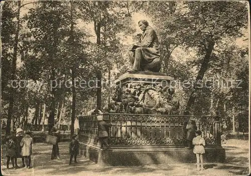 St Petersburg Leningrad Krylow Denkmal 