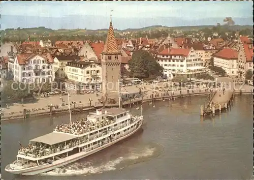 Lindau Bodensee Hafenansicht mit Personenschiffen Kat. Lindau (Bodensee)