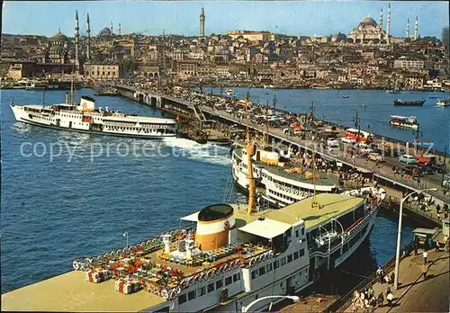 Istanbul Constantinopel Galata Bruecke Neue Moschee und Sueleymaniye Kat. Istanbul