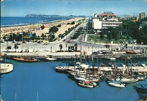 Riccione Hafen Promenade 