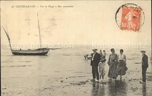 Chatelaillon Plage Sur la plage a mer montante Bateau Kat. Chatelaillon Plage