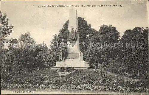Vitry le Francois Monument Carnot Statue Jardin de l Hotel de Ville Kat. Vitry le Francois