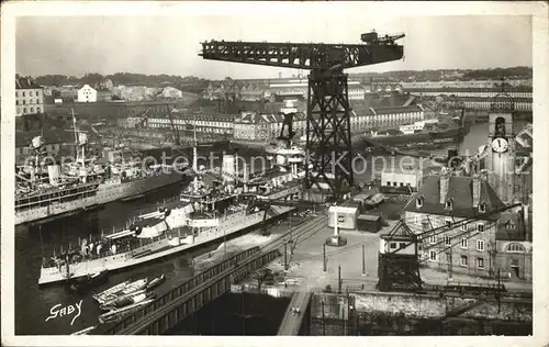 Brest Finistere Entree de l Arsenal Bateau Schiffskran Kat. Brest