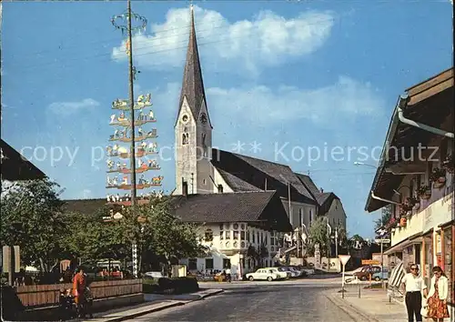 Bernau Chiemsee Dorfpartie am Maibaum Kirche Kat. Bernau a.Chiemsee