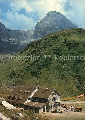 Ravensburgerhuette am Spullersee mit Roggalspitze Kat. Vorarlberg