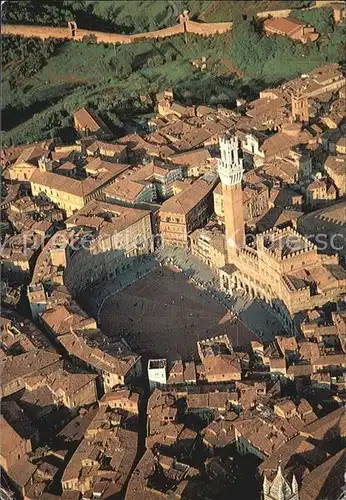 Siena Fliegeraufnahme Piazza del Campo e Palazzo Comunale Kat. Siena