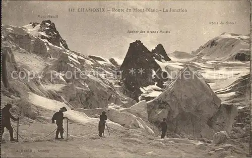 Chamonix Route du Mont Blanc La Jonction Mer de Glace Bergsteiger Gletscher Kat. Chamonix Mont Blanc