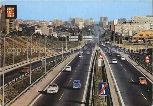 Barcelona Cataluna Autobahn in die Stadt Kat. Barcelona