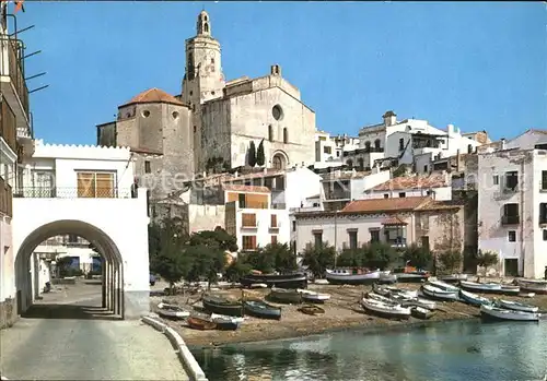 Cadaques Hafen mit Kirche  Kat. Costa Brava