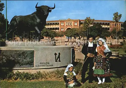 Salamanca Castilla y Leon Monumento al Toro de Lidia Tracht Kat. Salamanca