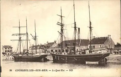 Courseulles sur Mer Le Quai Est Bateaux Kat. Courseulles sur Mer