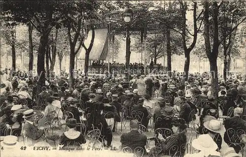 Vichy Allier Musique dans le Parc Pavillon Concert Kat. Vichy