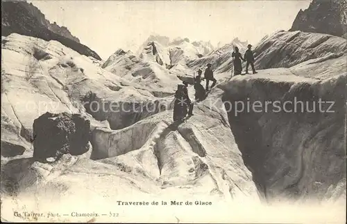 Chamonix Traversee de la Mer de Glace Bergsteiger Gletscher Kat. Chamonix Mont Blanc