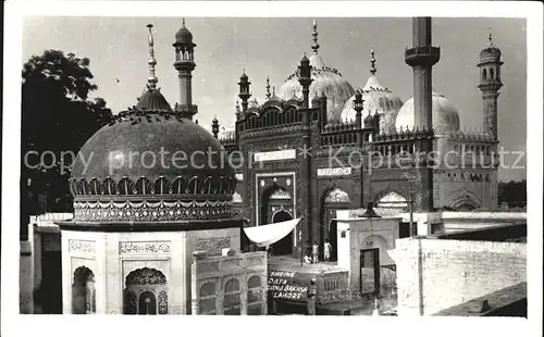 Lahore Shrine Kat. Lahore